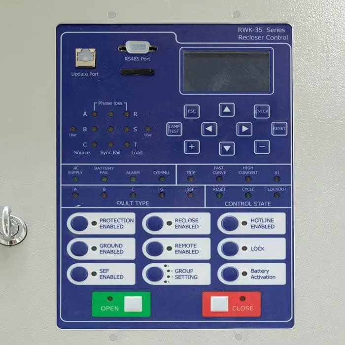 Naten new type recloser controller interface